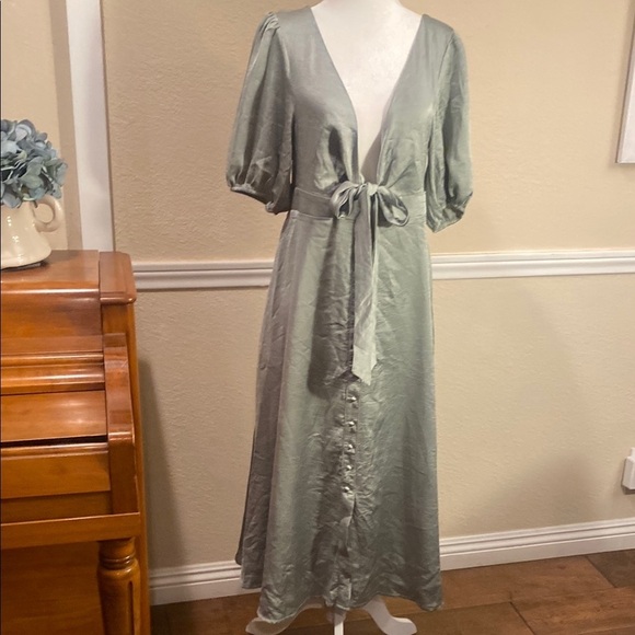 Petal & Pup Sage Midi Dress with Button Detail - Picture 2 of 8